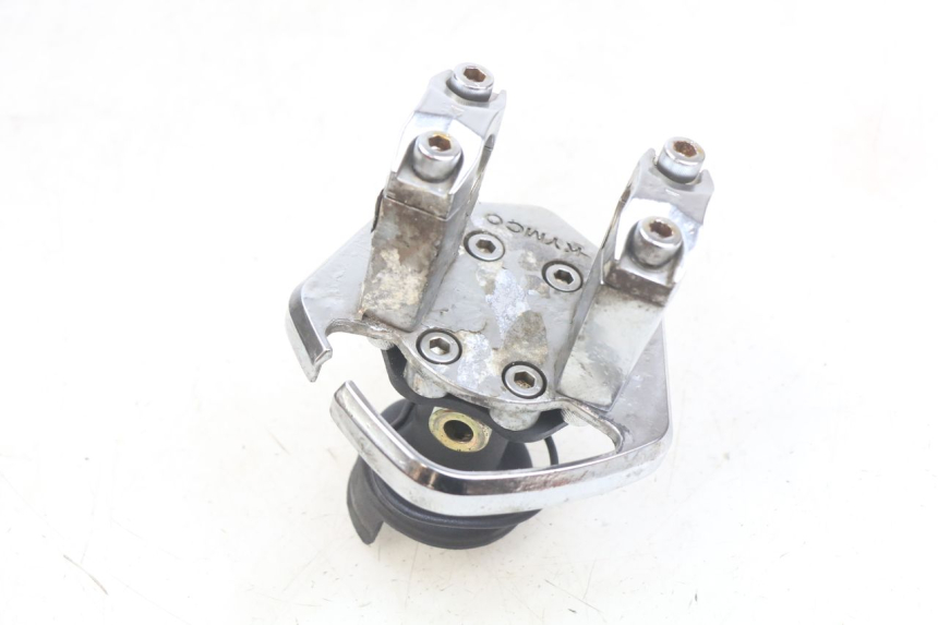 photo de HANDLEBAR RISER KYMCO AGILITY NAKED RENOUVO 2T 50 (2011 - 2018)