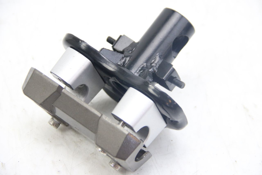 photo de HANDLEBAR RISER SYM JET 4 4T 50 (2018 - 2021)