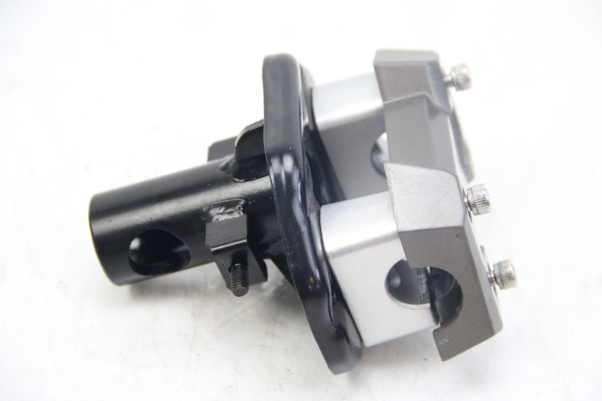 photo de HANDLEBAR RISER SYM JET 4 4T 50 (2018 - 2021)