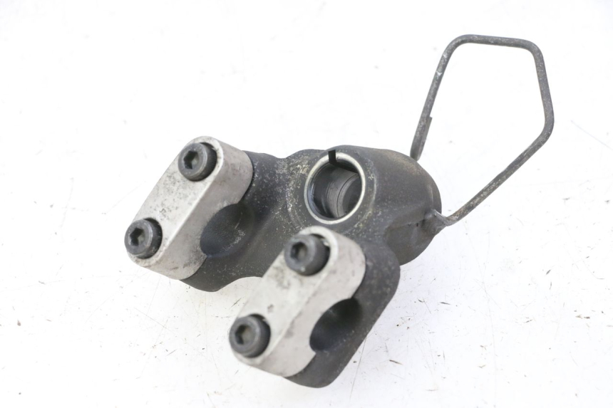 photo de HANDLEBAR RISER YAMAHA X-MAX XMAX 250 (2006 - 2009)