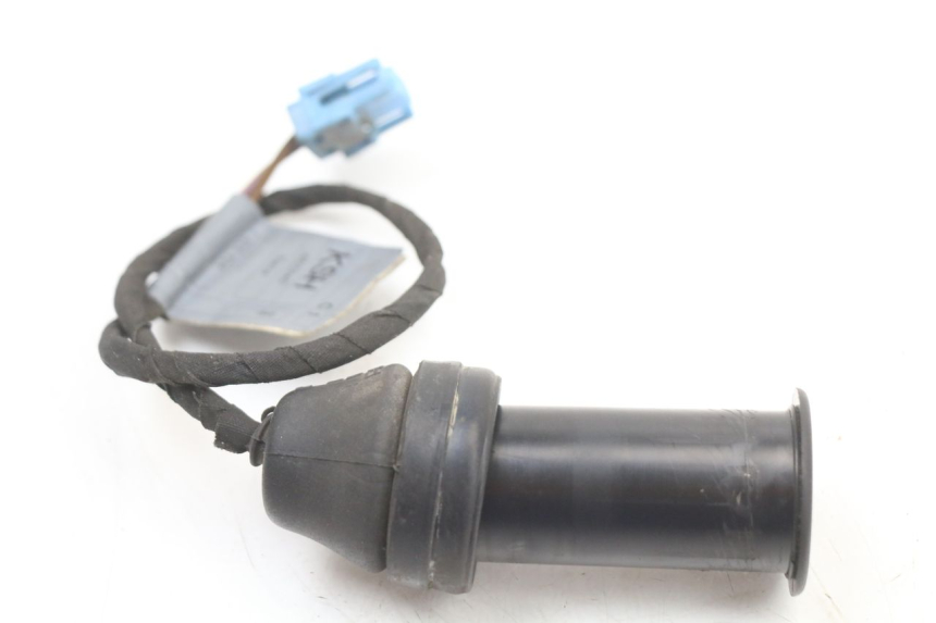 photo de CIGAR LIGHTER SOCKET BMW C1 125 (2000 - 2003)