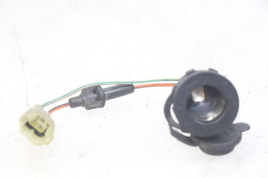 photo de CIGARETTE LIGHTER SOCKET KYMCO DINK STREET 125 (2009 - 2014)
