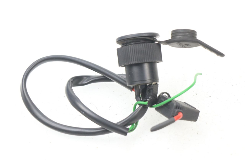 photo de CIGAR LIGHTER SOCKET HONDA NHX LEAD 110 (2008 - 2010)