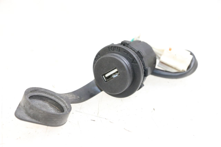 photo de CIGARETTE LIGHTER SOCKET SYM JET 14 4T 50 (2018 - 2022)