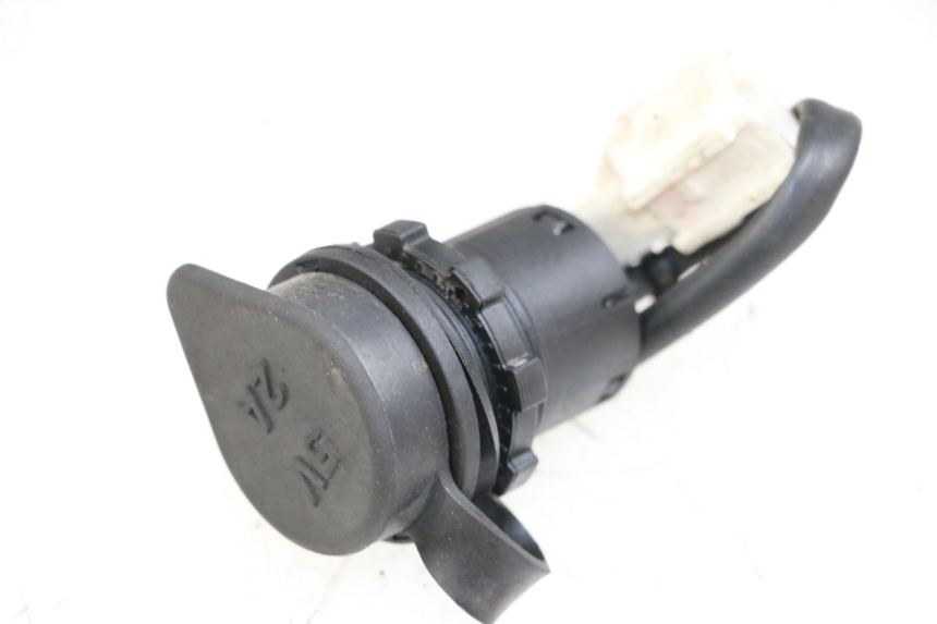photo de CIGARETTE LIGHTER SOCKET SYM JET 14 4T 50 (2018 - 2022)