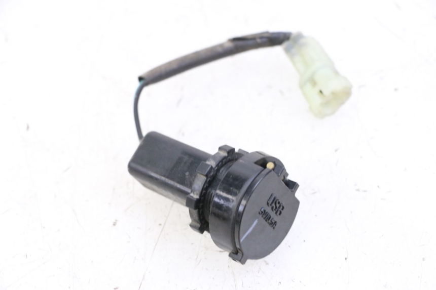 photo de CIGAR LIGHTER SOCKET SYM JOYMAX 125 (2010 - 2017)