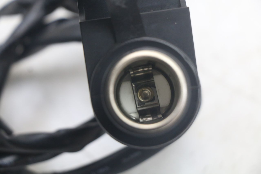 photo de CIGARETTE LIGHTER SOCKET KAWASAKI VERSYS ABS 650 (2015 - 2018)