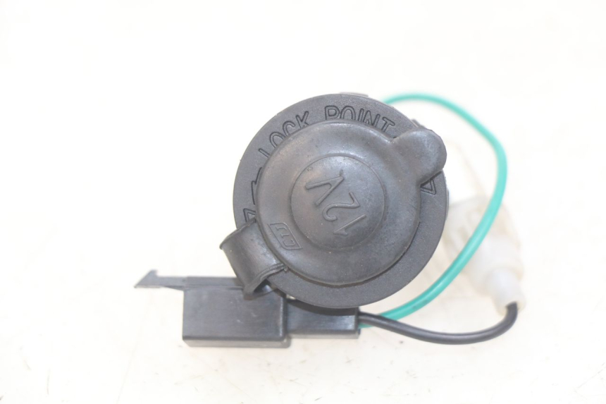 photo de CIGARETTE LIGHTER SOCKET KYMCO AGILITY 16+ 4T 50 (2018 - 2023)