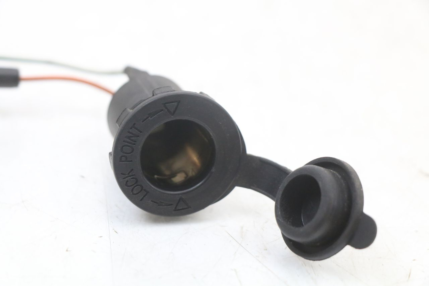 photo de Cigarette lighter socket KYMCO DINK STREET ABS 125 (2011 - 2018)