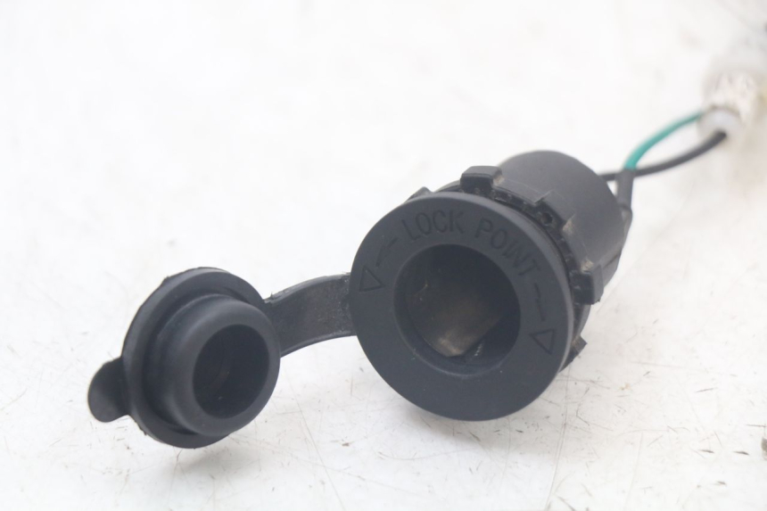 photo de CIGARETTE LIGHTER SOCKET KYMCO LIKE 125 (2009 - 2016)