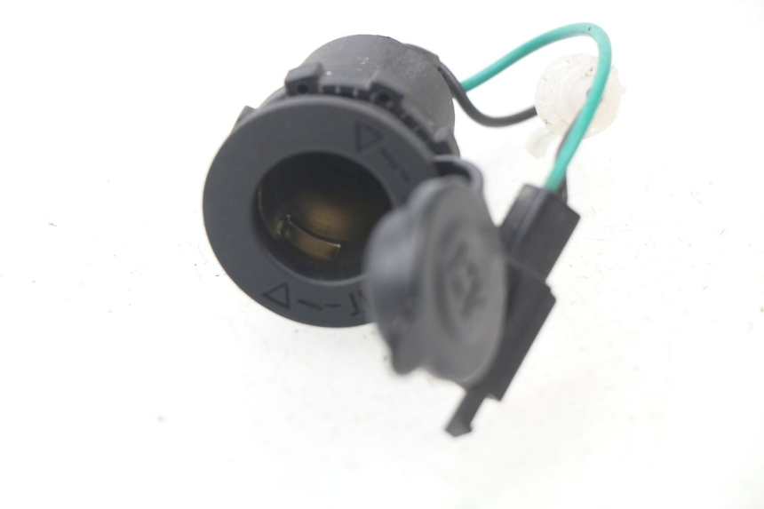 photo de CIGAR LIGHTER SOCKET KYMCO LIKE 2T 50 (2009 - 2018)