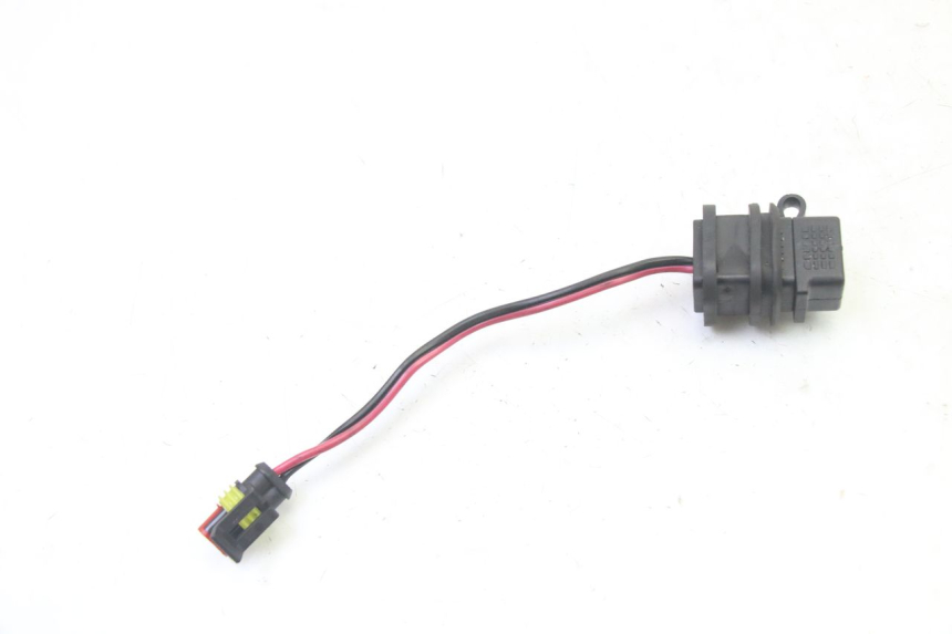 photo de CIGAR LIGHTER SOCKET PIAGGIO MP3 HPE 310 (2024 - 2025)