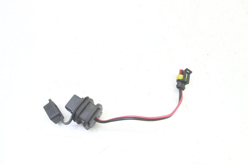 photo de CIGAR LIGHTER SOCKET PIAGGIO MP3 HPE 310 (2024 - 2025)