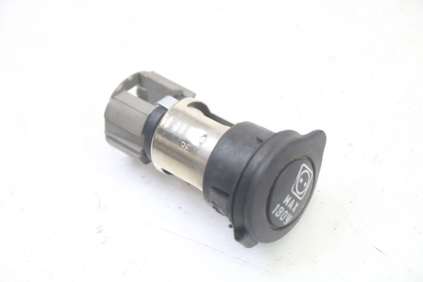 photo de Cigarette lighter socket PIAGGIO MP3 500 (2011 - 2015)
