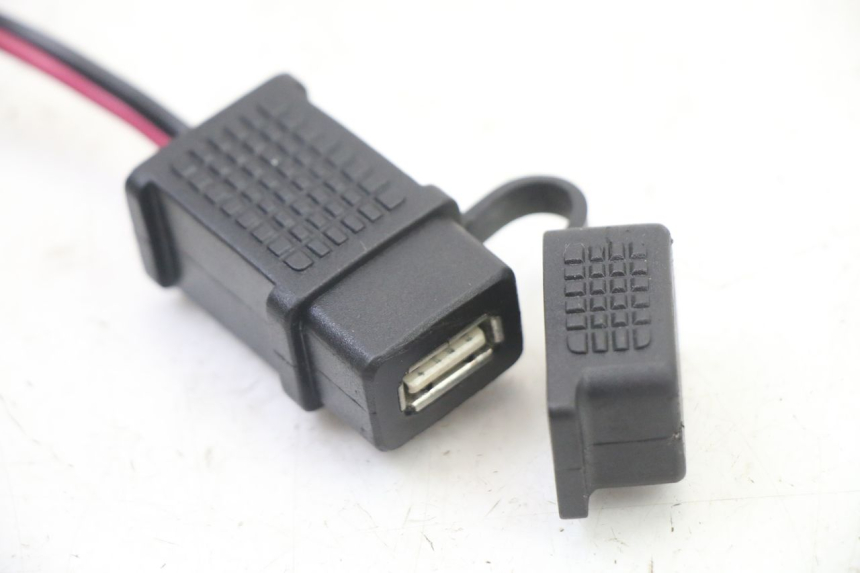 photo de CIGARETTE LIGHTER SOCKET PIAGGIO NEW TYPHOON 50 (2018 - 2021)