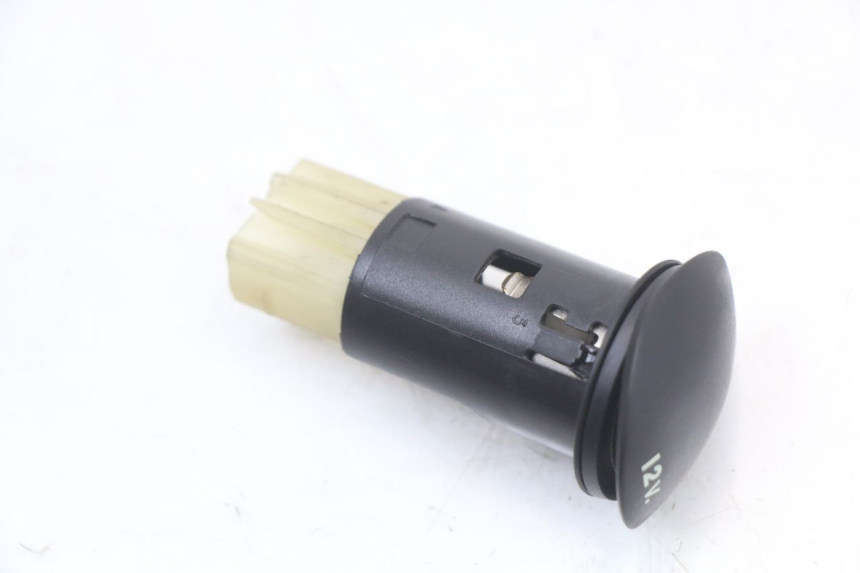 photo de CIGAR LIGHTER SOCKET PEUGEOT GEOPOLIS RS 125 (2007 - 2009)