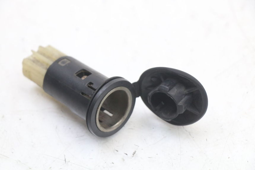 photo de CIGAR LIGHTER SOCKET PEUGEOT SATELIS 125 (2010 - 2012)