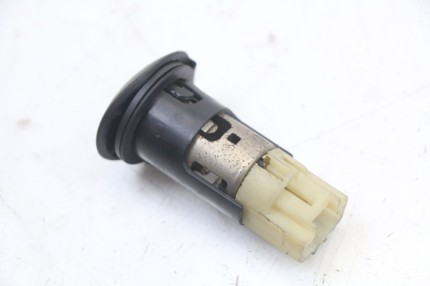 photo de CIGAR LIGHTER SOCKET PEUGEOT SATELIS 125 (2010 - 2012)