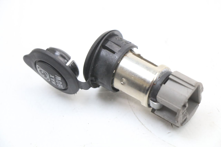 photo de Cigarette lighter socket PIAGGIO MP3 500 (2011 - 2015)