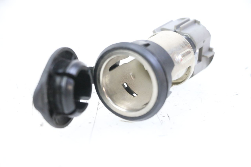 photo de CIGAR LIGHTER SOCKET PIAGGIO MP3 500 (2014 - 2016)