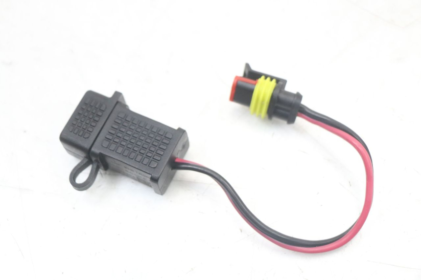 photo de CIGAR LIGHTER SOCKET PIAGGIO MP3 HPE 350 (2018 - 2020)