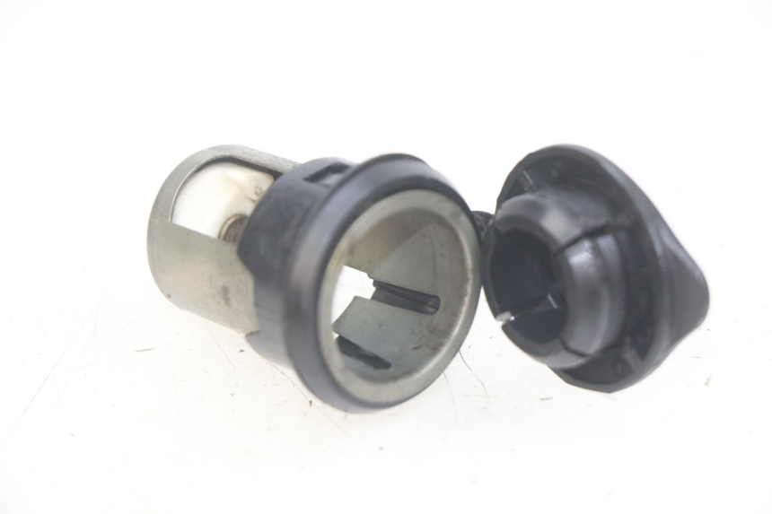 photo de CIGARETTE LIGHTER SOCKET APRILIA SCARABEO LIGHT 125 (2007 - 2011)