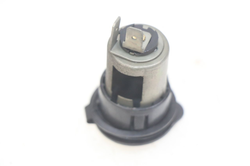 photo de CIGARETTE LIGHTER SOCKET APRILIA SCARABEO LIGHT 125 (2007 - 2011)