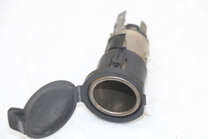 photo de CIGAR LIGHTER SOCKET SUZUKI BURGMAN 125 (2007 - 2014)