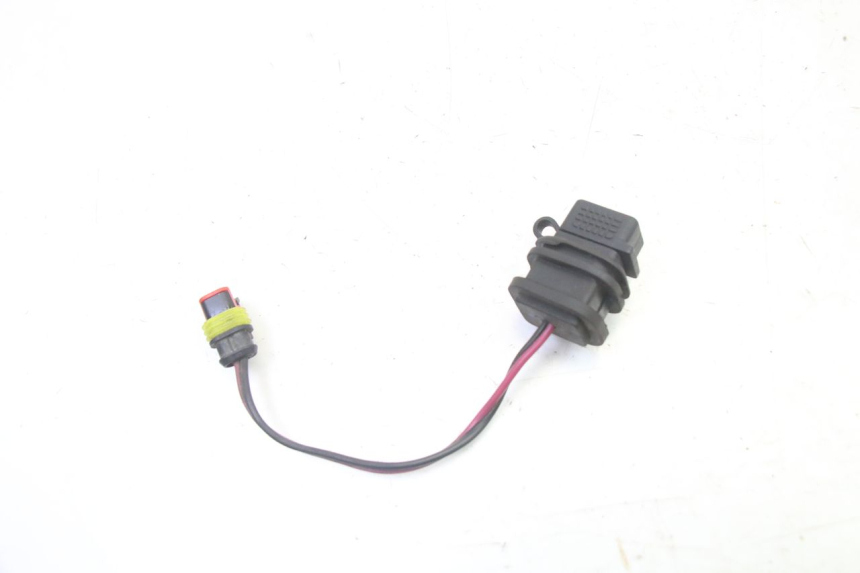 photo de CIGARETTE LIGHTER SOCKET APRILIA SXR 50 (2021 - 2023)