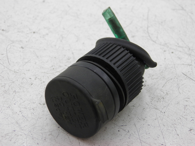 photo de CIGAR LIGHTER SOCKET SYM GTS 125 (2005 - 2008)