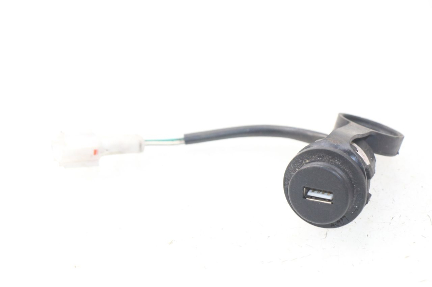 photo de CIGARETTE LIGHTER SOCKET SYM ORBIT III 3 4T 50 (2018 - 2021)