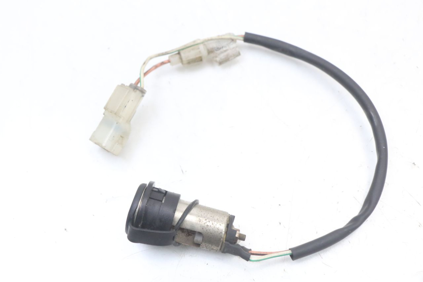 photo de Cigarette lighter socket KYMCO XCITING 250 (2006 - 2009)