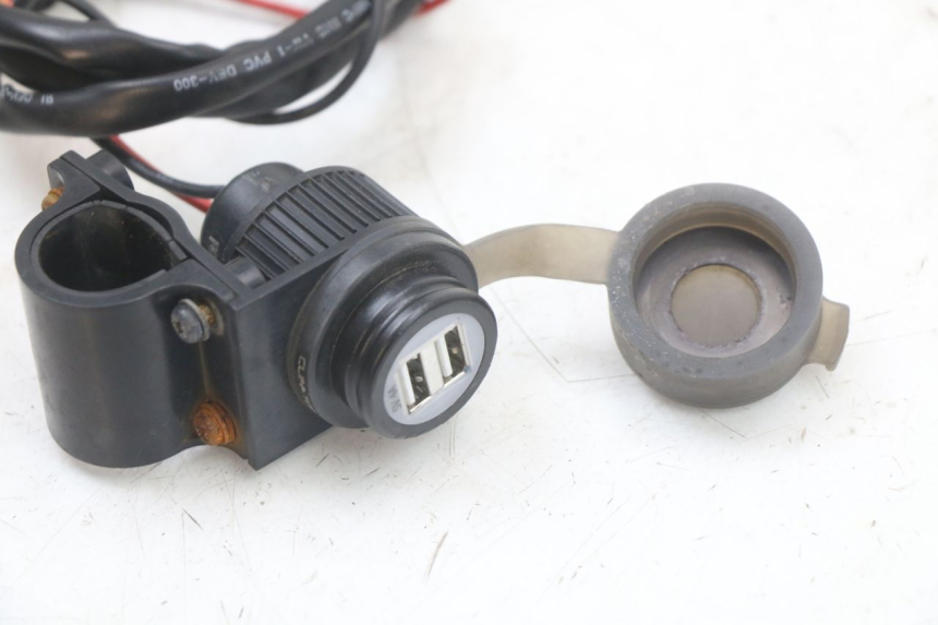 photo de CIGAR LIGHTER SOCKET YAMAHA XJ6 ABS 600 (2008 - 2016)