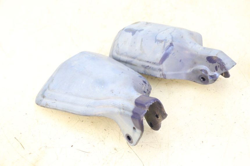 photo de HANDGUARDS APRILIA ETX 125 (1998 - 2002)