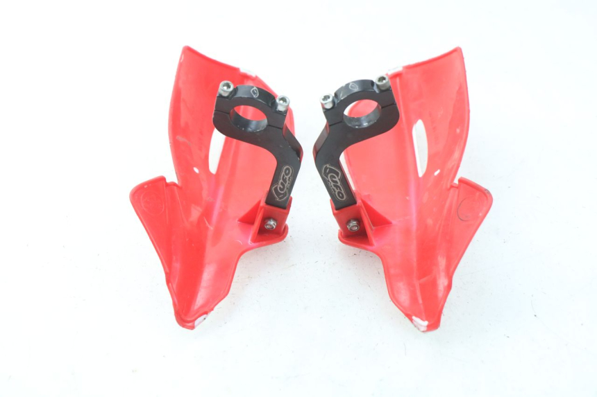 photo de HANDGUARDS HONDA CR 125 (1989 - 1991)
