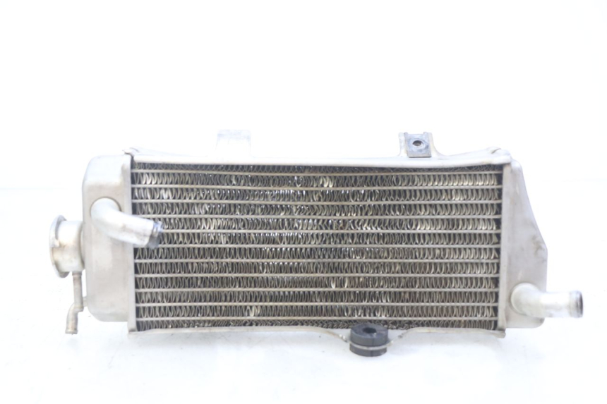photo de RIGHT RADIATOR HONDA CRF CR-F 450 (2009 - 2012)