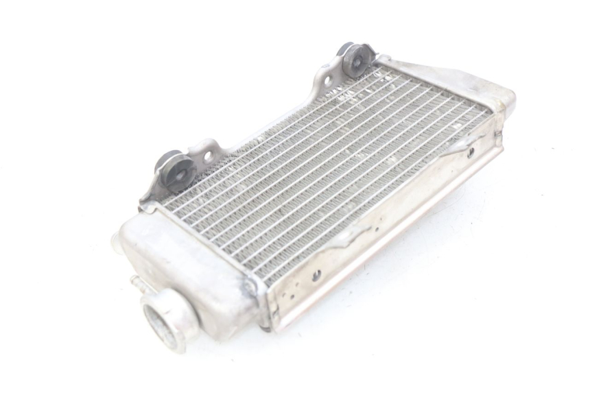 photo de RIGHT COOLANT RADIATOR HONDA CRF CR-F 450 (2005 - 2008)