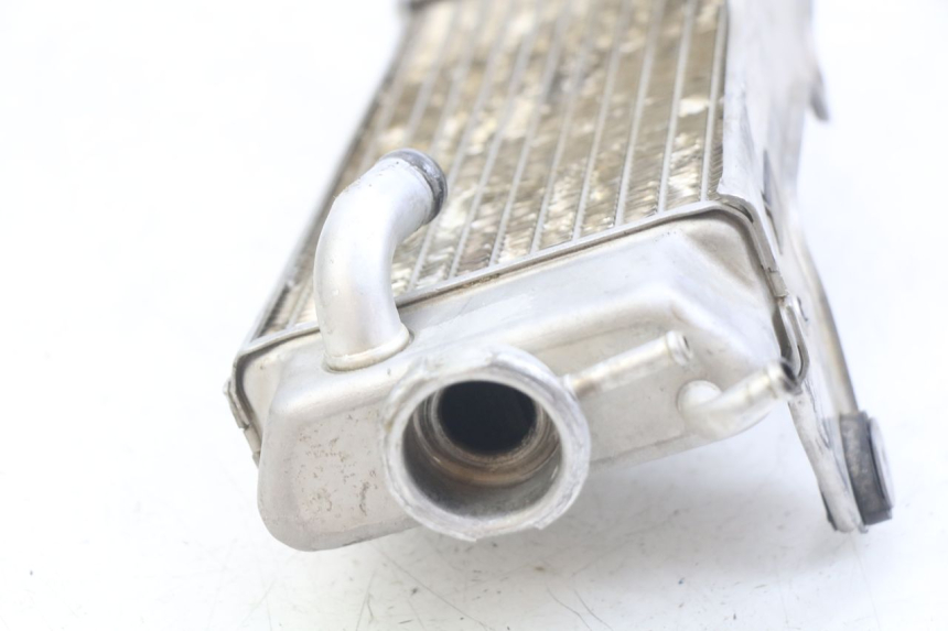 photo de RIGHT RADIATOR HONDA CRF CR-F 450 (2009 - 2012)