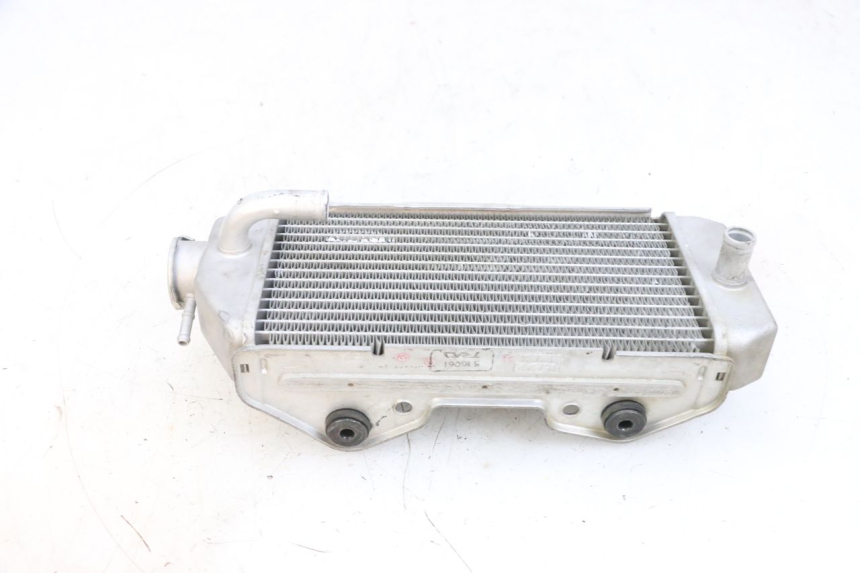 photo de RIGHT COOLANT RADIATOR KAWASAKI KXF KX-F 250 (2017 - 2019) - Fixing points details