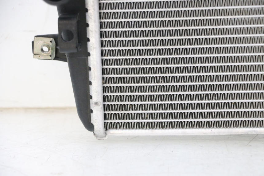 photo de RIGHT COOLANT RADIATOR BMW R GS 1250 (2021 - 2024) - Markings and original references