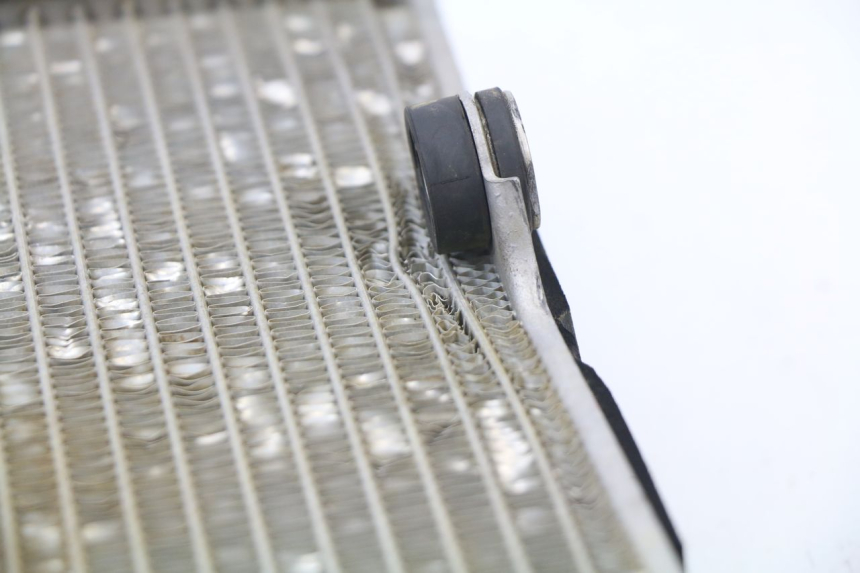 photo de RIGHT COOLANT RADIATOR YAMAHA YZ-F YZF 250 (2007 - 2013)