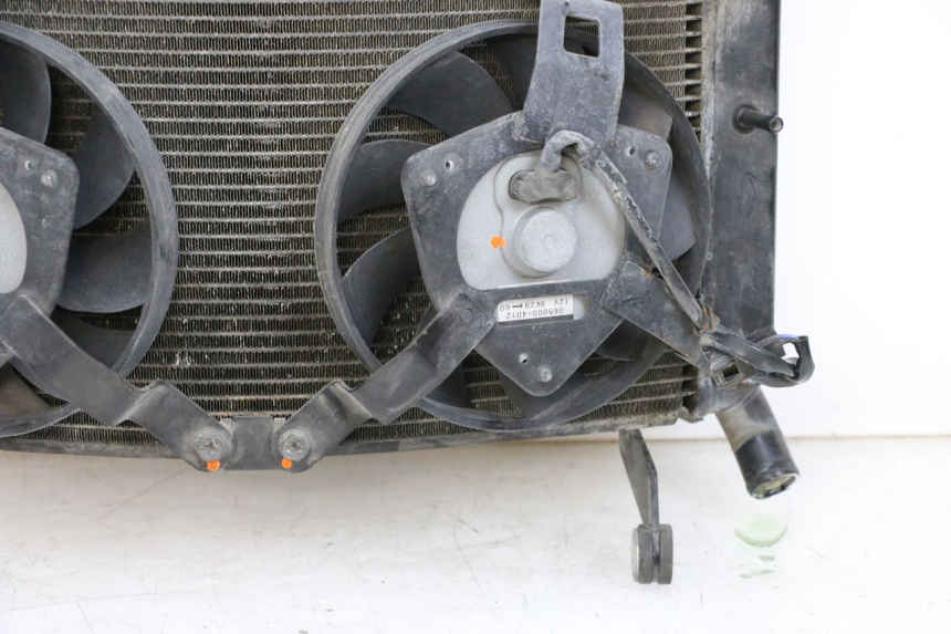 photo de RADIATOR YAMAHA FJR ABS 1300 (2006 - 2012) - Alternative angle