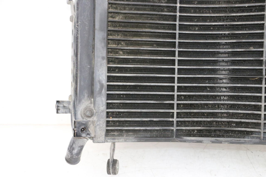 photo de RADIATOR YAMAHA FJR ABS 1300 (2006 - 2012) - Detailed visual inspection