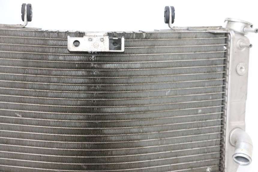 photo de COOLANT RADIATOR SUZUKI GSXR GSX-R 1000 (2003 - 2004) - Distinctive features