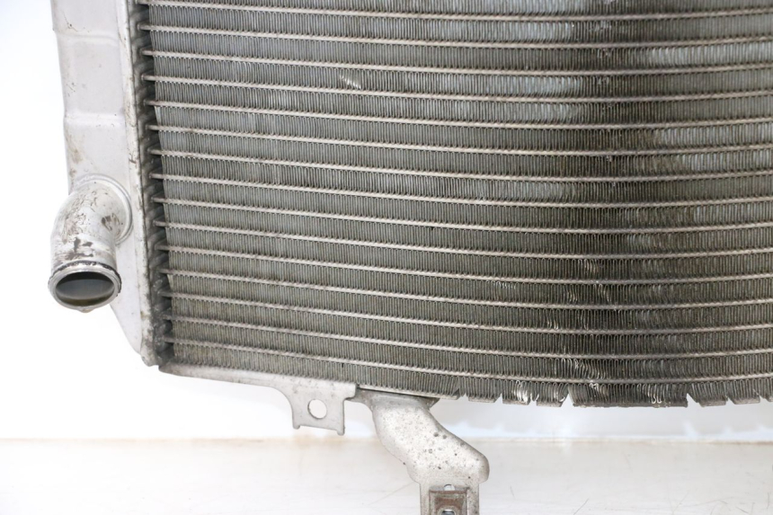 photo de COOLANT RADIATOR SUZUKI GSXR GSX-R 1000 (2003 - 2004) - High-resolution close-up