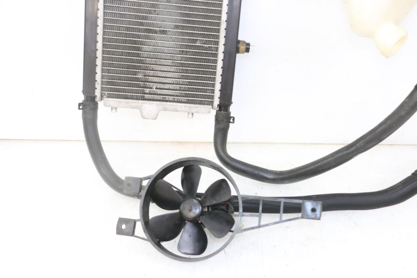 photo de RADIATOR PEUGEOT SATELIS 125 (2010 - 2012)