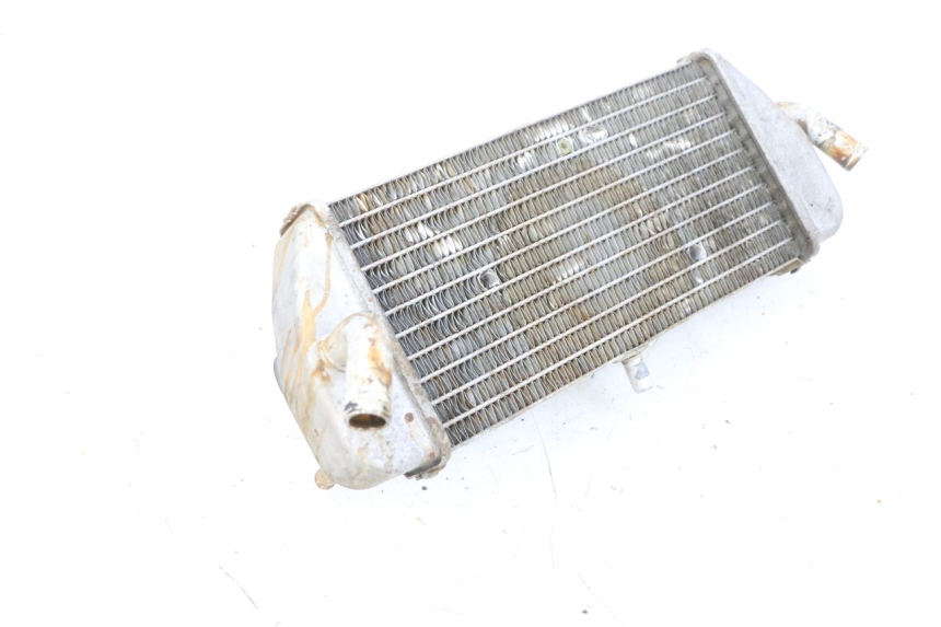 photo de RADIATOR YAMAHA XMAX X-MAX 125 (2006 - 2009) - Surface and material condition