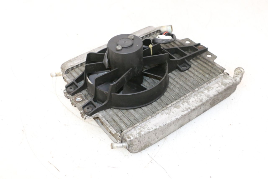 photo de COOLANT RADIATOR PIAGGIO X8 125 (2004 - 2007) - Surface and material condition