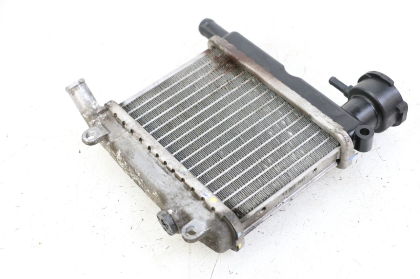 photo de RADIATOR YAMAHA NEOS NEO'S 4T 50 (2008 - 2016)