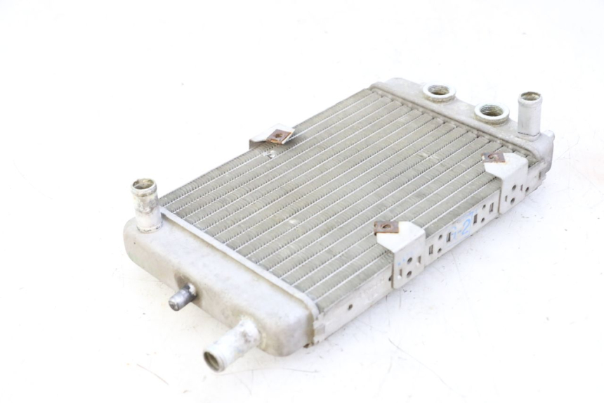 photo de RADIATOR YAMAHA YP MAJESTY 125 (2002 - 2006)